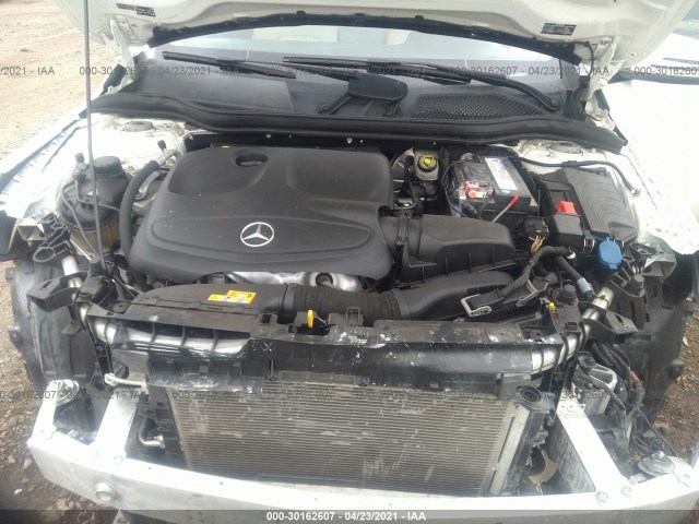 Photo 9 VIN: WDCTG4EB3FJ126540 - MERCEDES-BENZ GLA 250 