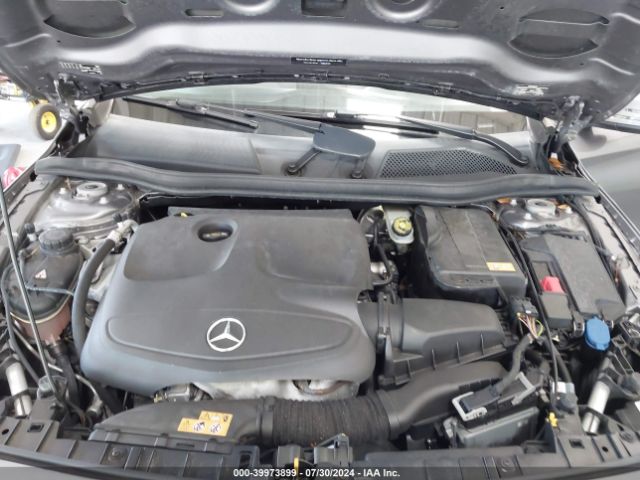 Photo 9 VIN: WDCTG4EB3FJ128045 - MERCEDES-BENZ GLA-CLASS 