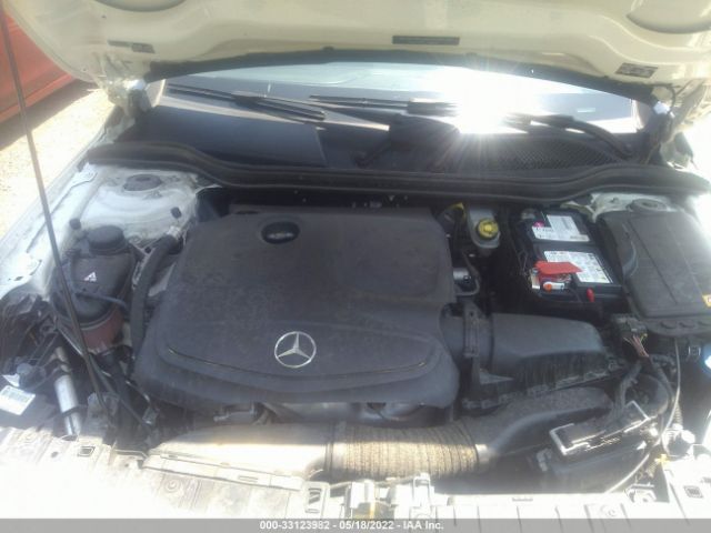 Photo 9 VIN: WDCTG4EB3FJ137229 - MERCEDES-BENZ GLA-CLASS 