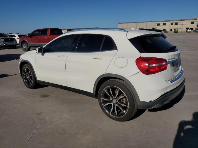 Photo 1 VIN: WDCTG4EB3FJ168545 - MERCEDES-BENZ GLA 250 