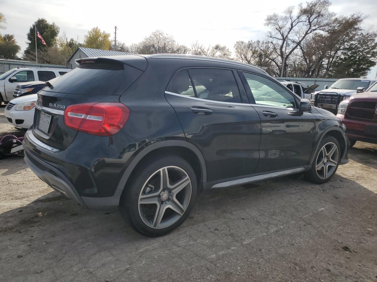 Photo 2 VIN: WDCTG4EB3GJ210553 - MERCEDES-BENZ GLA-KLASSE 