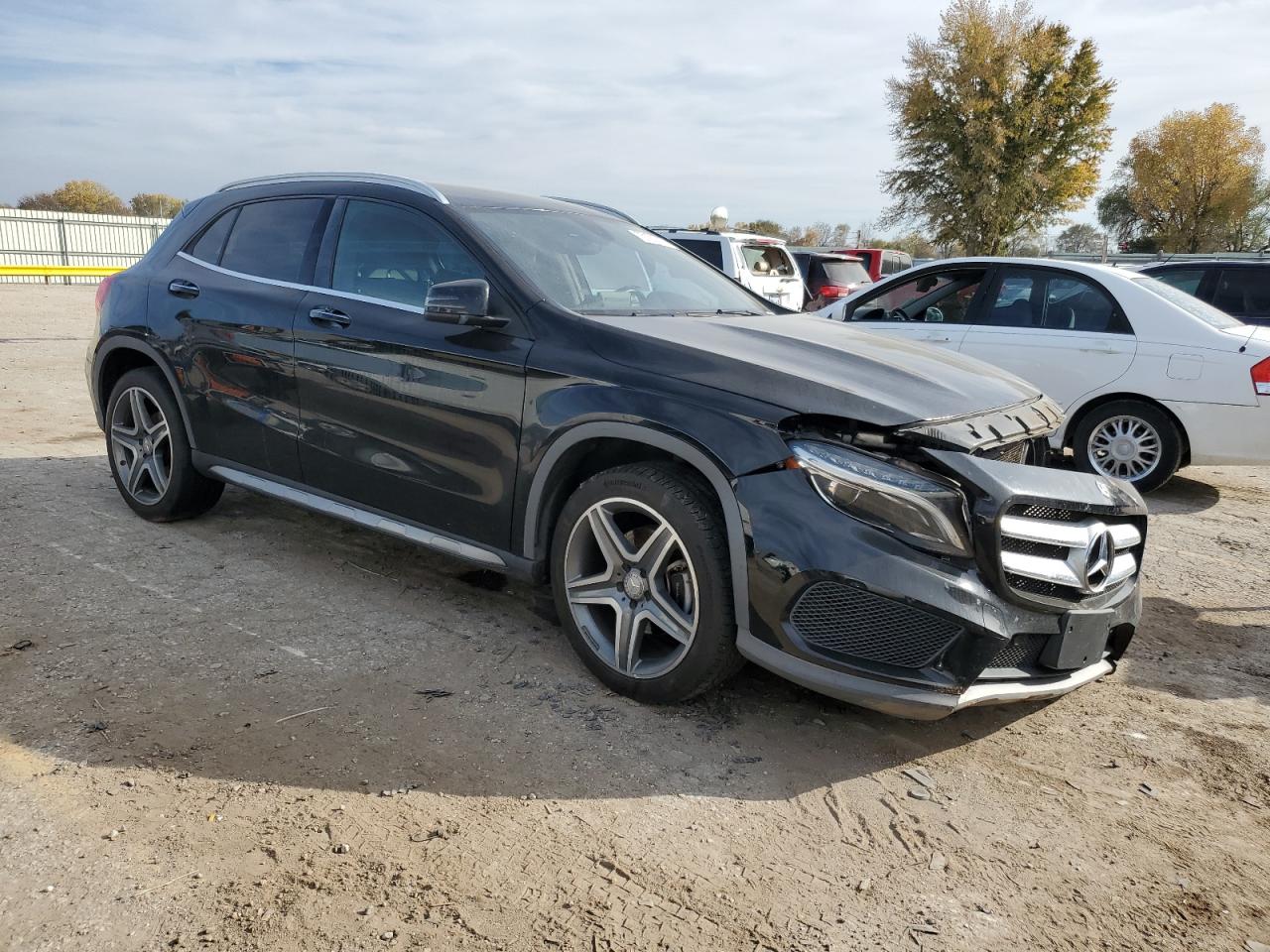 Photo 3 VIN: WDCTG4EB3GJ210553 - MERCEDES-BENZ GLA-KLASSE 