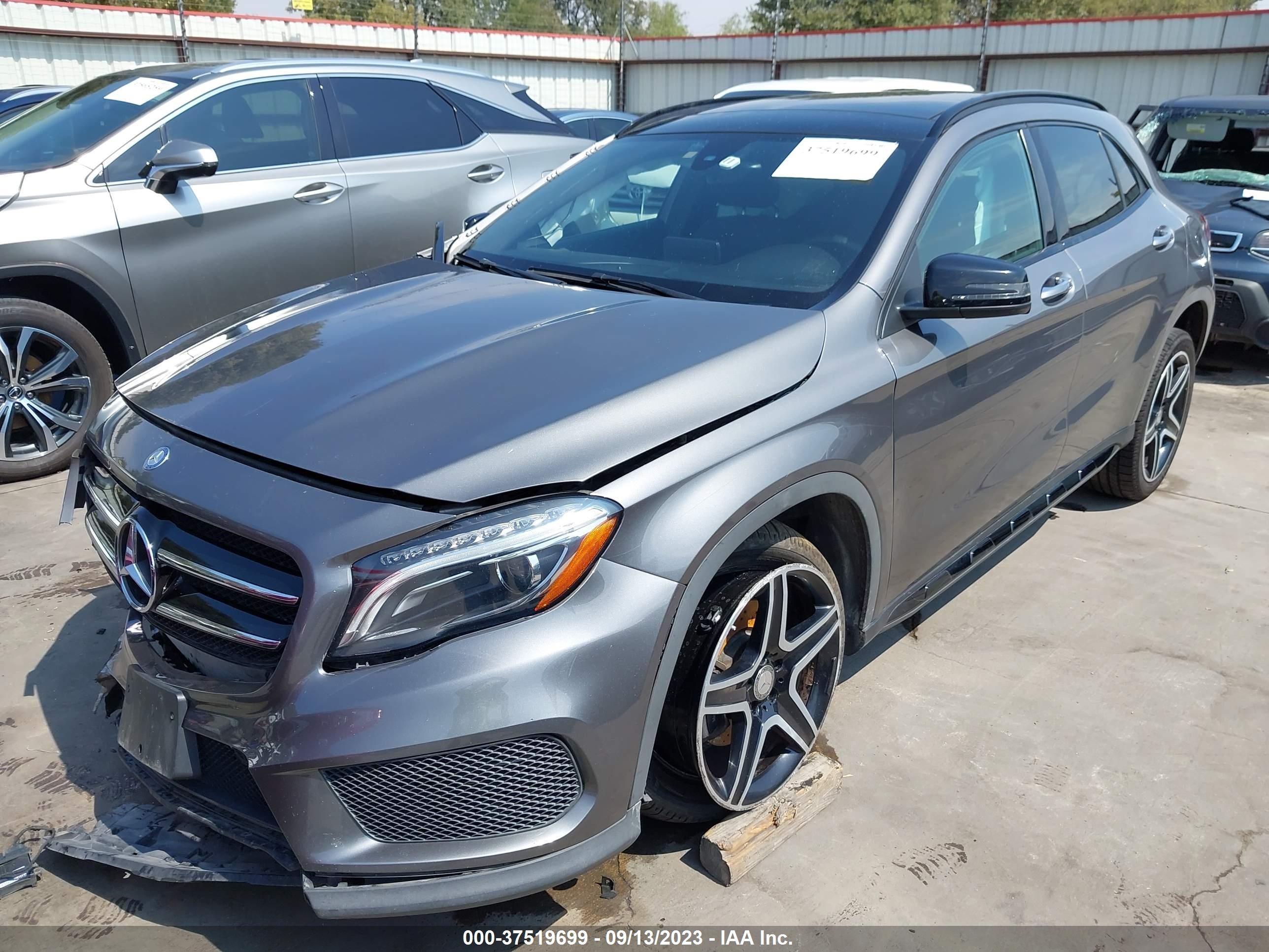 Photo 1 VIN: WDCTG4EB3GJ255105 - MERCEDES-BENZ GLA-KLASSE 