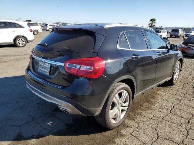 Photo 2 VIN: WDCTG4EB3GJ267285 - MERCEDES-BENZ GLA-CLASS 