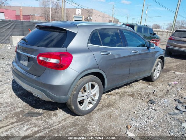 Photo 3 VIN: WDCTG4EB3HJ281916 - MERCEDES-BENZ GLA 250 