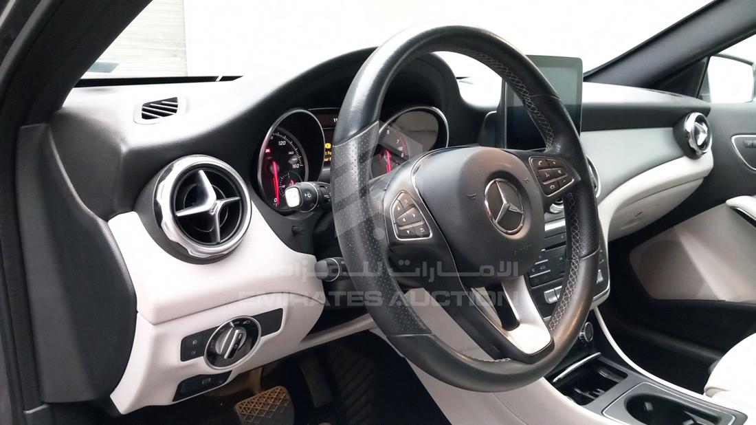 Photo 11 VIN: WDCTG4EB3JJ390575 - MERCEDES GLA 250 