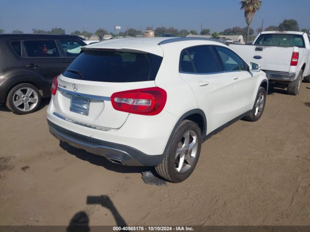 Photo 3 VIN: WDCTG4EB3JJ422229 - MERCEDES-BENZ GLA-CLASS 