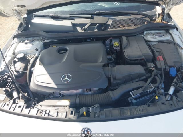 Photo 9 VIN: WDCTG4EB3JJ422229 - MERCEDES-BENZ GLA-CLASS 