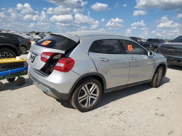 Photo 2 VIN: WDCTG4EB3JJ434509 - MERCEDES-BENZ GLA 250 