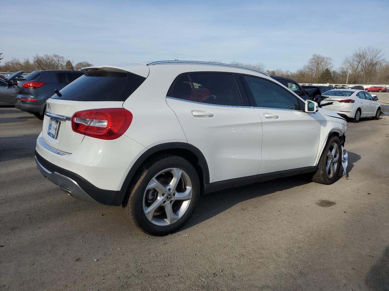 Photo 2 VIN: WDCTG4EB3KU007606 - MERCEDES-BENZ GLA-KLASSE 