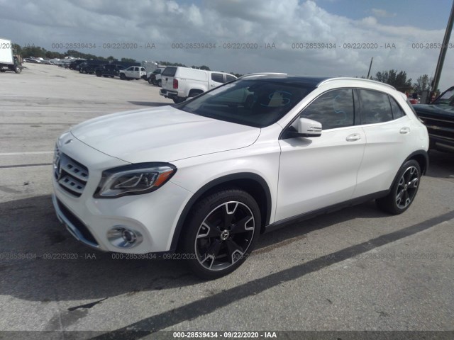 Photo 1 VIN: WDCTG4EB3KU014183 - MERCEDES-BENZ GLA 