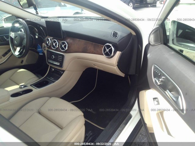 Photo 4 VIN: WDCTG4EB3KU014183 - MERCEDES-BENZ GLA 