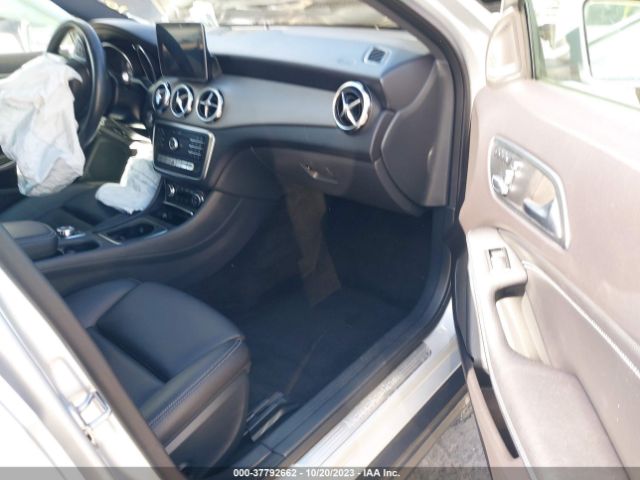 Photo 4 VIN: WDCTG4EB3LU023144 - MERCEDES-BENZ GLA 