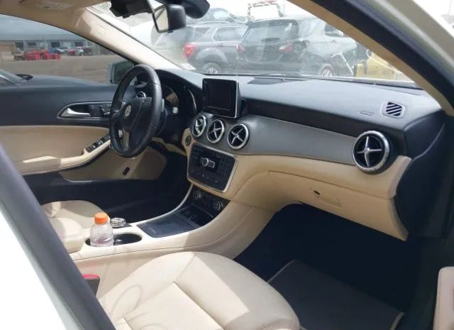 Photo 4 VIN: WDCTG4EB4FJ138633 - MERCEDES-BENZ GLA-CLASS 