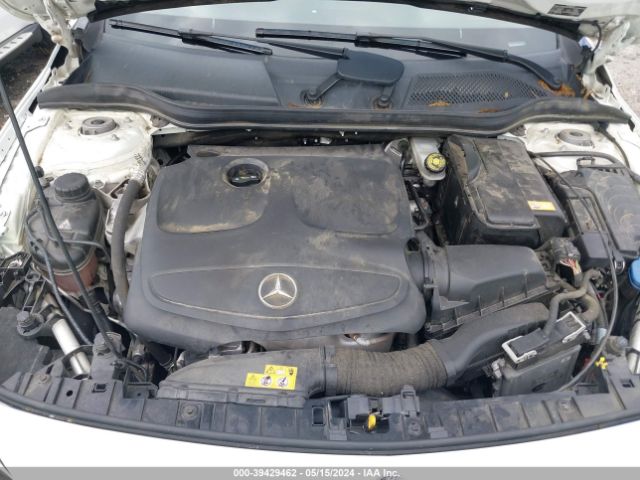 Photo 9 VIN: WDCTG4EB4GJ231928 - MERCEDES-BENZ GLA 250 