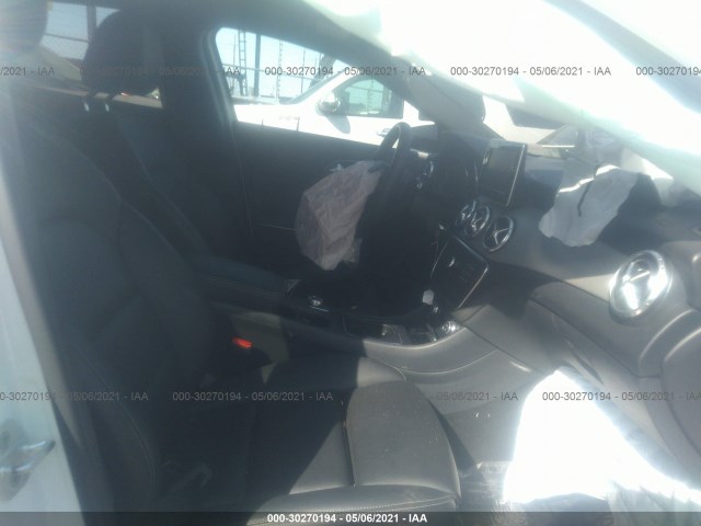 Photo 4 VIN: WDCTG4EB5HJ350122 - MERCEDES-BENZ GLA 