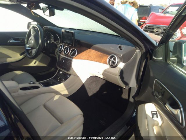 Photo 4 VIN: WDCTG4EB5HJ353733 - MERCEDES-BENZ GLA 