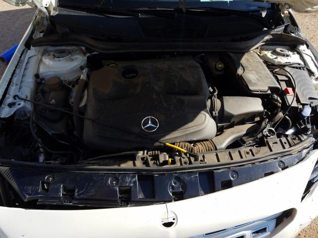 Photo 6 VIN: WDCTG4EB5JJ413113 - MERCEDES-BENZ GLA 250 