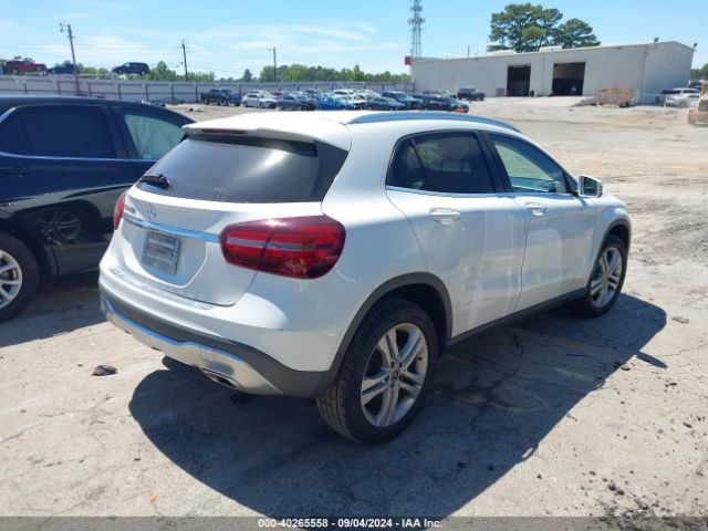 Photo 3 VIN: WDCTG4EB5LU024988 - MERCEDES-BENZ GLA-CLASS 