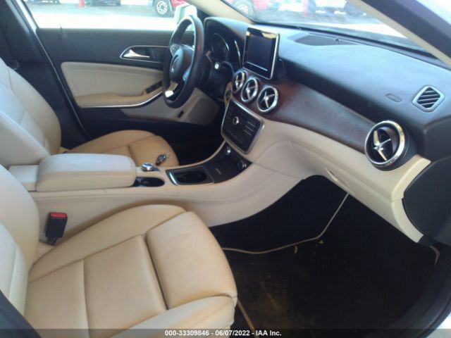 Photo 4 VIN: WDCTG4EB6GJ253266 - MERCEDES-BENZ GLA 