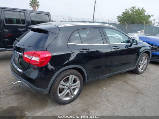 Photo 3 VIN: WDCTG4EB6JJ423083 - MERCEDES-BENZ GLA-CLASS 