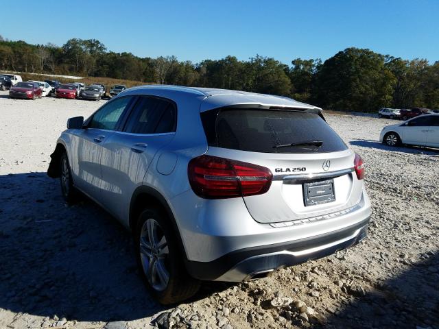 Photo 2 VIN: WDCTG4EB6KJ577858 - MERCEDES-BENZ GLA 250 