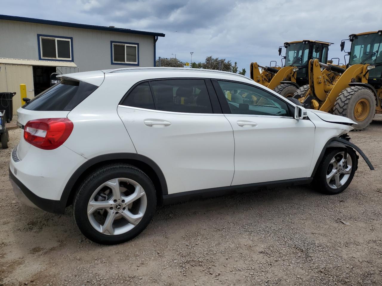 Photo 2 VIN: WDCTG4EB6LU023462 - MERCEDES-BENZ GLA-KLASSE 