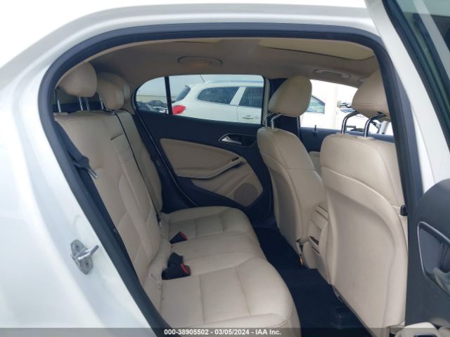 Photo 7 VIN: WDCTG4EB7FJ136147 - MERCEDES-BENZ GLA 250 