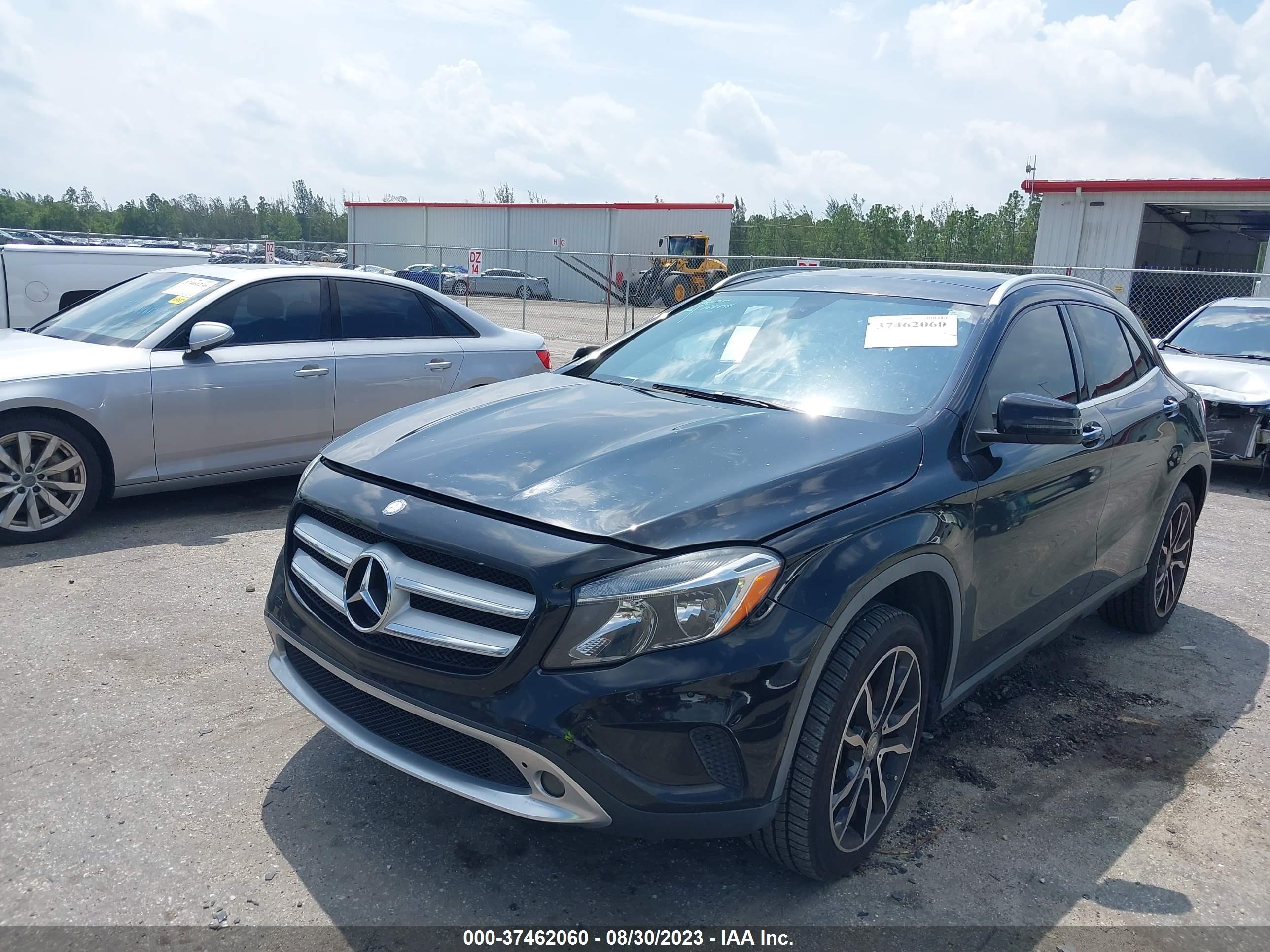 Photo 1 VIN: WDCTG4EB7GJ198231 - MERCEDES-BENZ GLA-KLASSE 