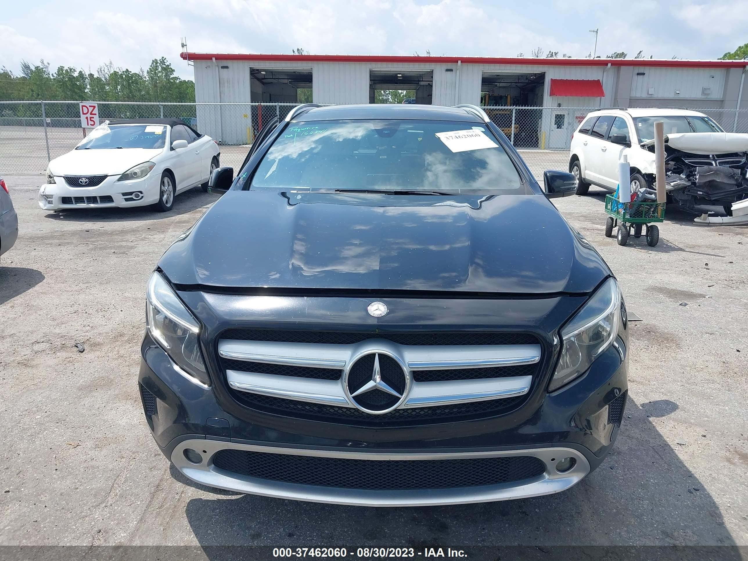 Photo 11 VIN: WDCTG4EB7GJ198231 - MERCEDES-BENZ GLA-KLASSE 