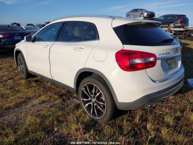 Photo 2 VIN: WDCTG4EB7HJ323584 - MERCEDES-BENZ GLA-CLASS 