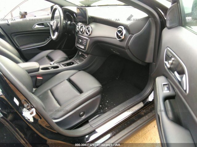 Photo 4 VIN: WDCTG4EB7JJ408298 - MERCEDES-BENZ GLA 