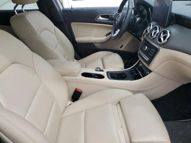 Photo 4 VIN: WDCTG4EB7JJ435601 - MERCEDES-BENZ GLA 250 