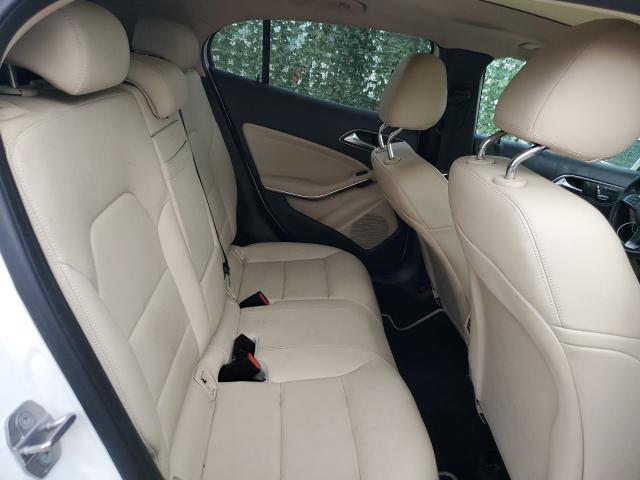 Photo 9 VIN: WDCTG4EB7JJ490985 - MERCEDES-BENZ GLA-CLASS 