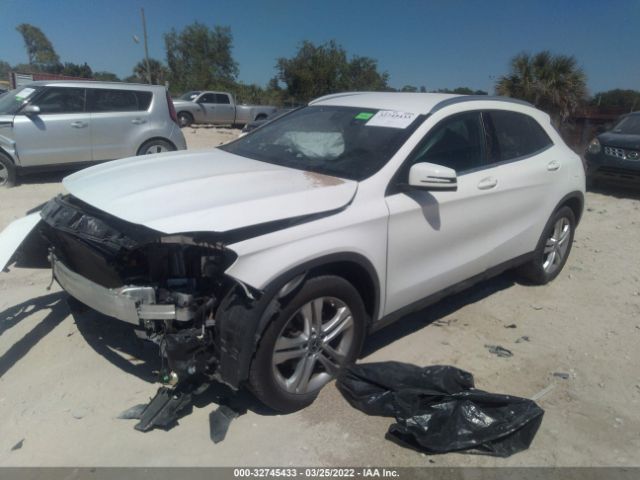 Photo 1 VIN: WDCTG4EB7KU015238 - MERCEDES-BENZ GLA 