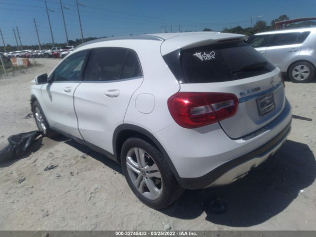 Photo 2 VIN: WDCTG4EB7KU015238 - MERCEDES-BENZ GLA 