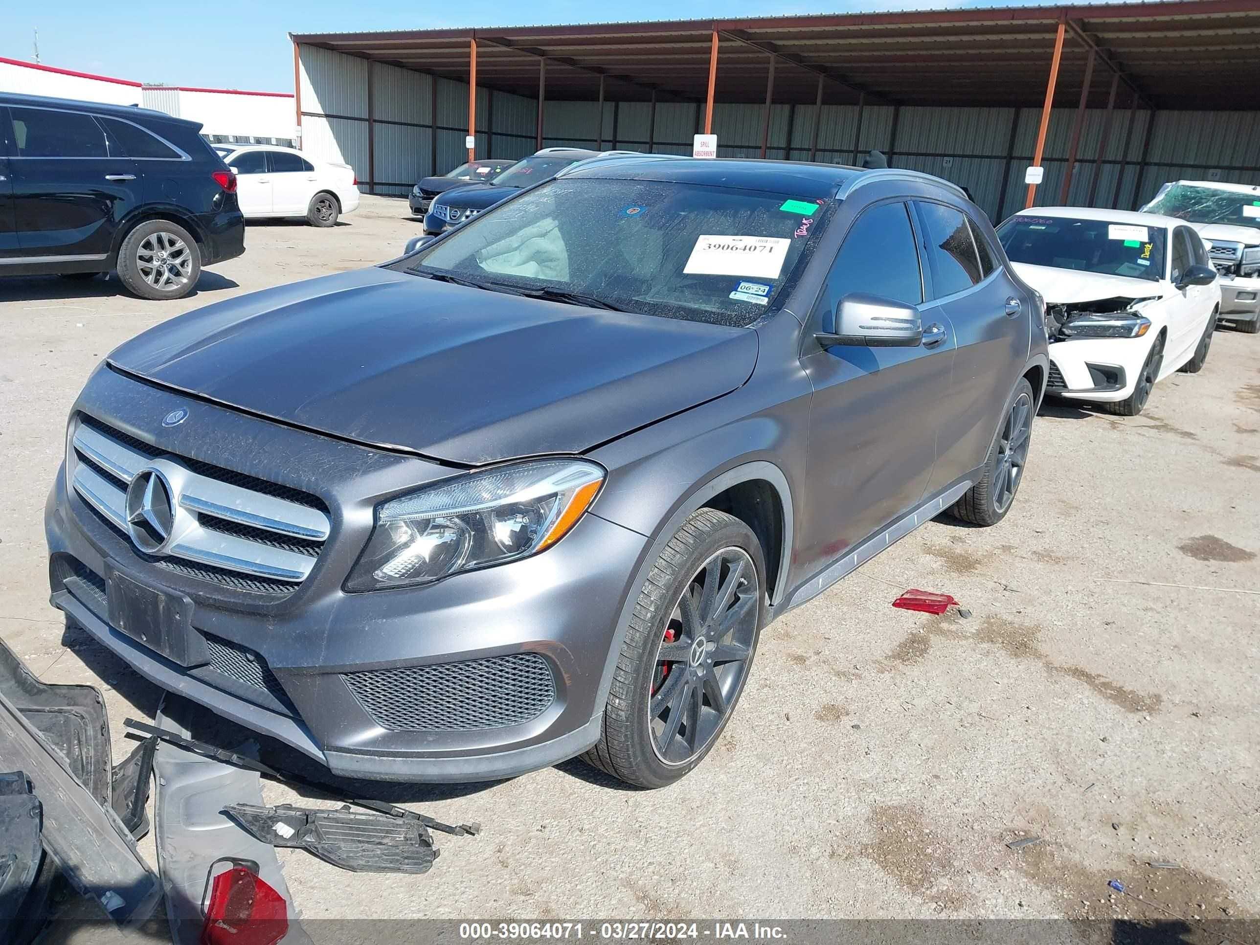 Photo 1 VIN: WDCTG4EB8FJ129238 - MERCEDES-BENZ GLA-KLASSE 