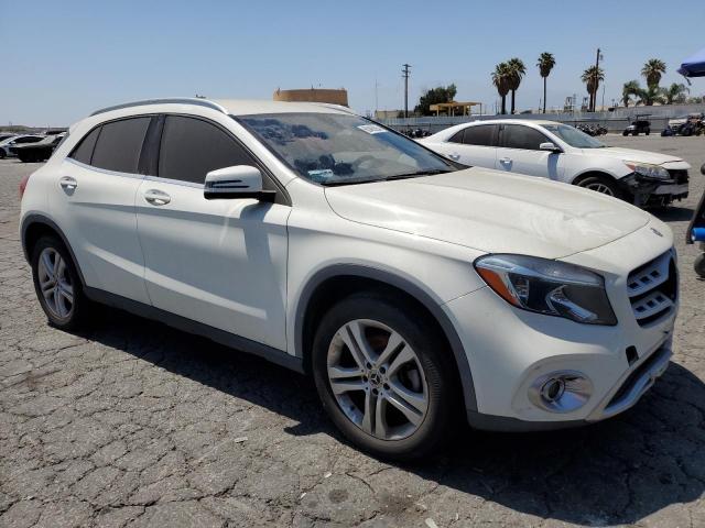 Photo 3 VIN: WDCTG4EB8JJ411629 - MERCEDES-BENZ GLA-CLASS 