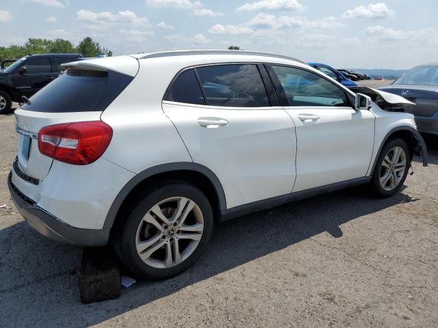 Photo 2 VIN: WDCTG4EB8JU000150 - MERCEDES-BENZ GLA-CLASS 