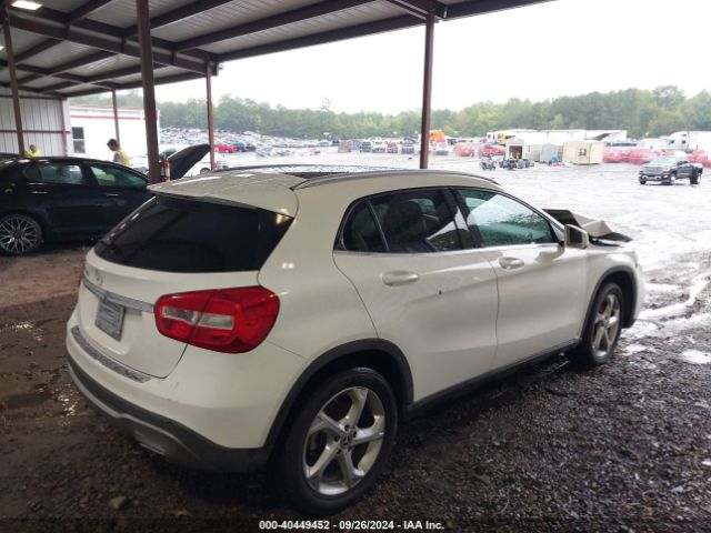 Photo 3 VIN: WDCTG4EB8KJ554663 - MERCEDES-BENZ GLA-CLASS 