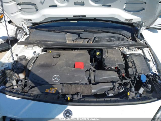 Photo 9 VIN: WDCTG4EB8KU011182 - MERCEDES-BENZ GLA-CLASS 