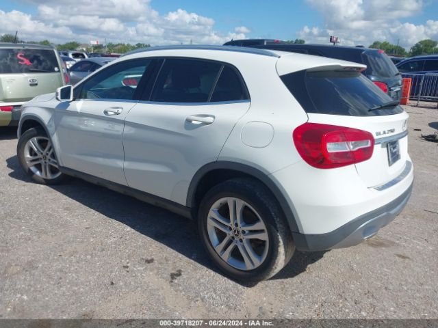 Photo 2 VIN: WDCTG4EB9JJ422767 - MERCEDES-BENZ GLA-CLASS 