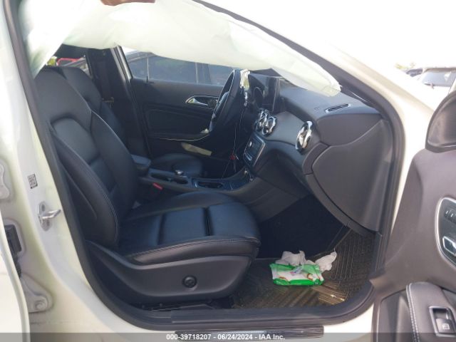 Photo 4 VIN: WDCTG4EB9JJ422767 - MERCEDES-BENZ GLA-CLASS 