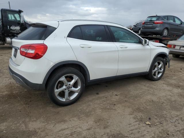 Photo 2 VIN: WDCTG4EB9JJ503798 - MERCEDES-BENZ GLA-CLASS 