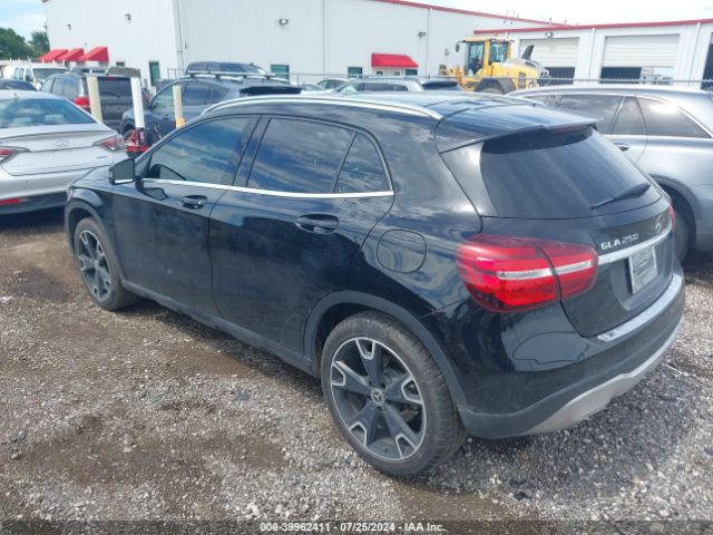 Photo 2 VIN: WDCTG4EB9KJ552811 - MERCEDES-BENZ GLA-CLASS 