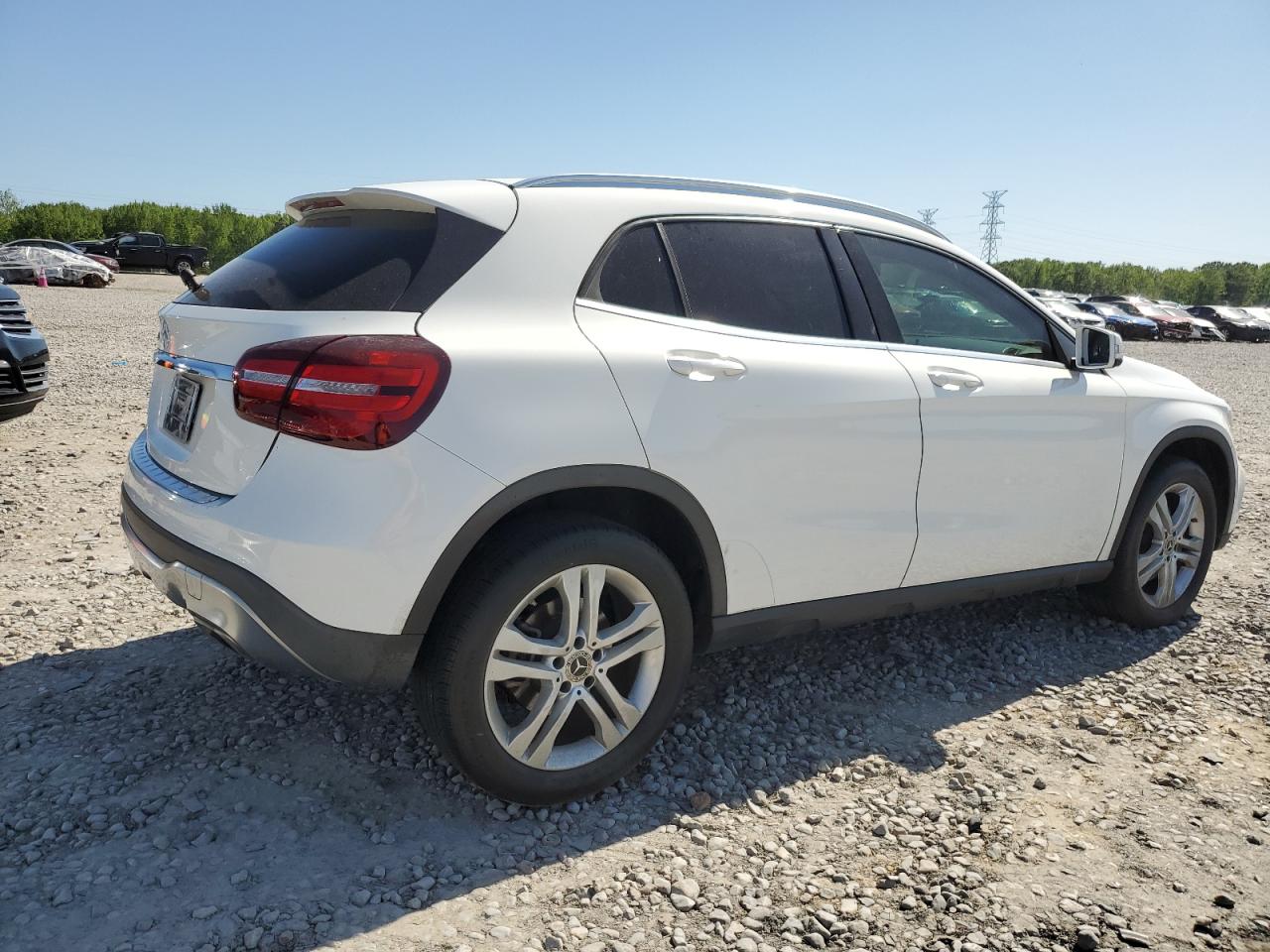 Photo 2 VIN: WDCTG4EB9KU018707 - MERCEDES-BENZ GLA-KLASSE 