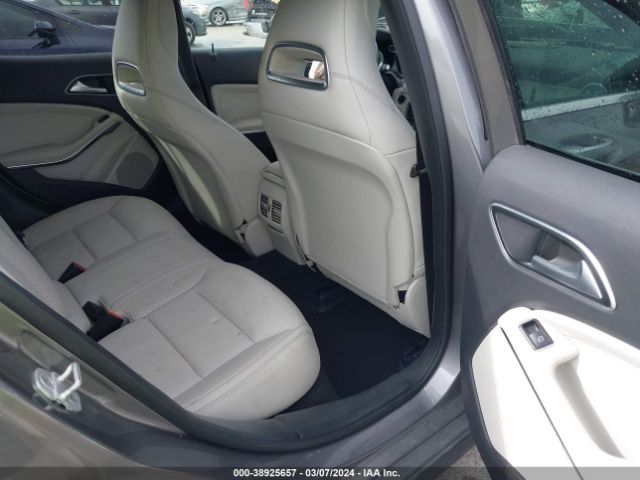 Photo 7 VIN: WDCTG4EBXFJ170020 - MERCEDES-BENZ GLA 250 