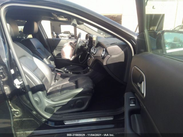 Photo 4 VIN: WDCTG4EBXGJ217435 - MERCEDES-BENZ GLA 