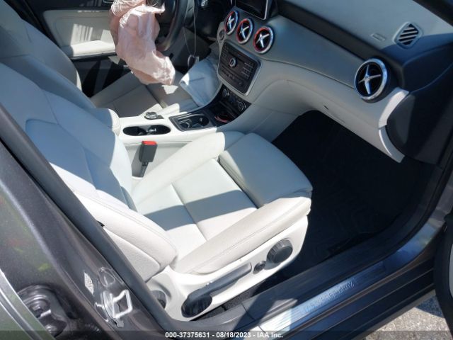 Photo 4 VIN: WDCTG4EBXGJ258129 - MERCEDES-BENZ GLA 250 