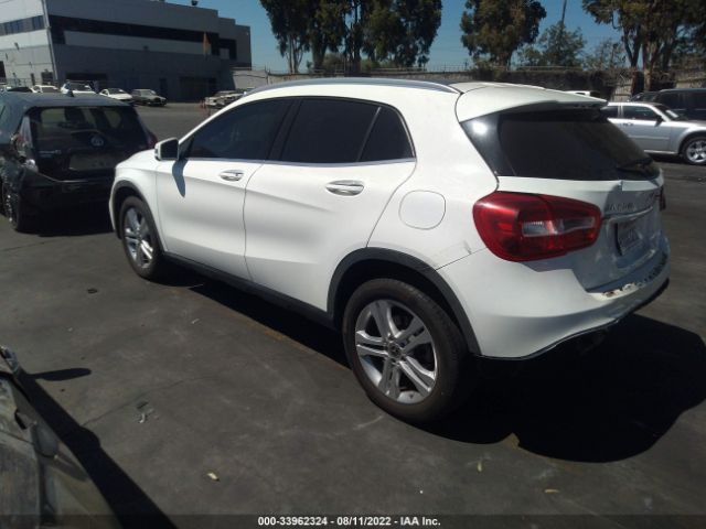 Photo 2 VIN: WDCTG4EBXJJ480984 - MERCEDES-BENZ GLA 